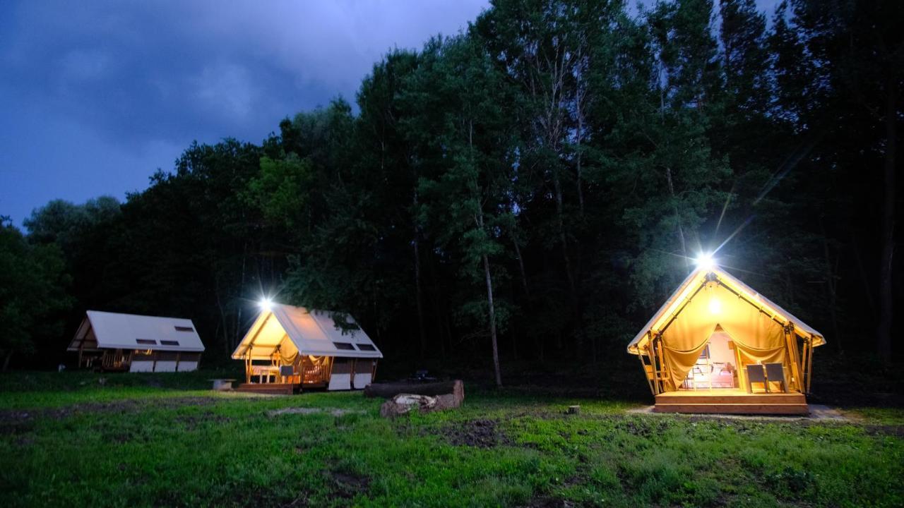 Hotel Глемпінг Шатро Ul'yaniki Exterior foto